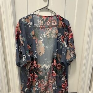 Floral Kimono Sleeve Top